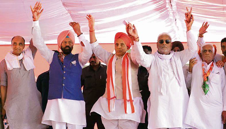 Rajnath Singh Accuses Aap Govt Of Poor Law And Order In Punjab The