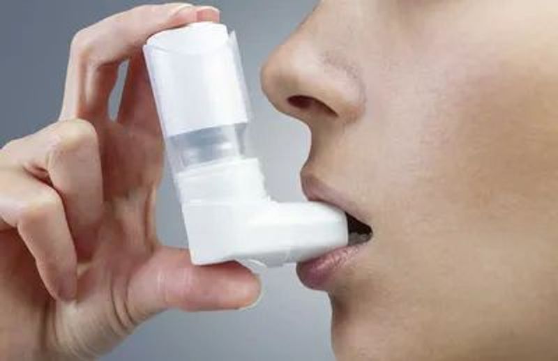 Late menopause may raise risk of asthma in women: Study