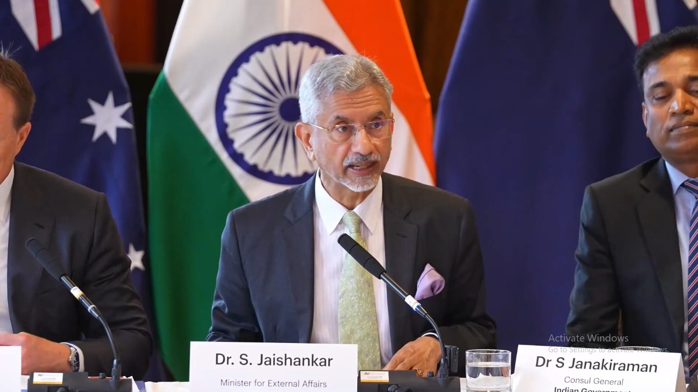 EAM Jaishankar meets CEOs, business leaders in Australia  – The Tribune