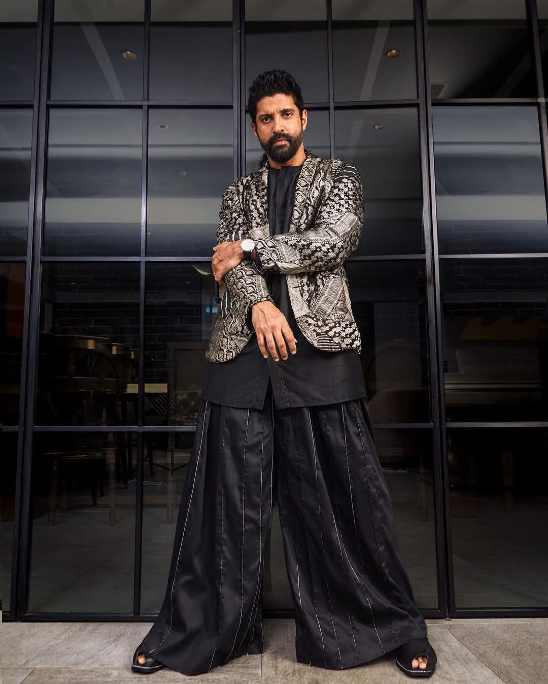 68ee53fa069ae Farhan Akhtar