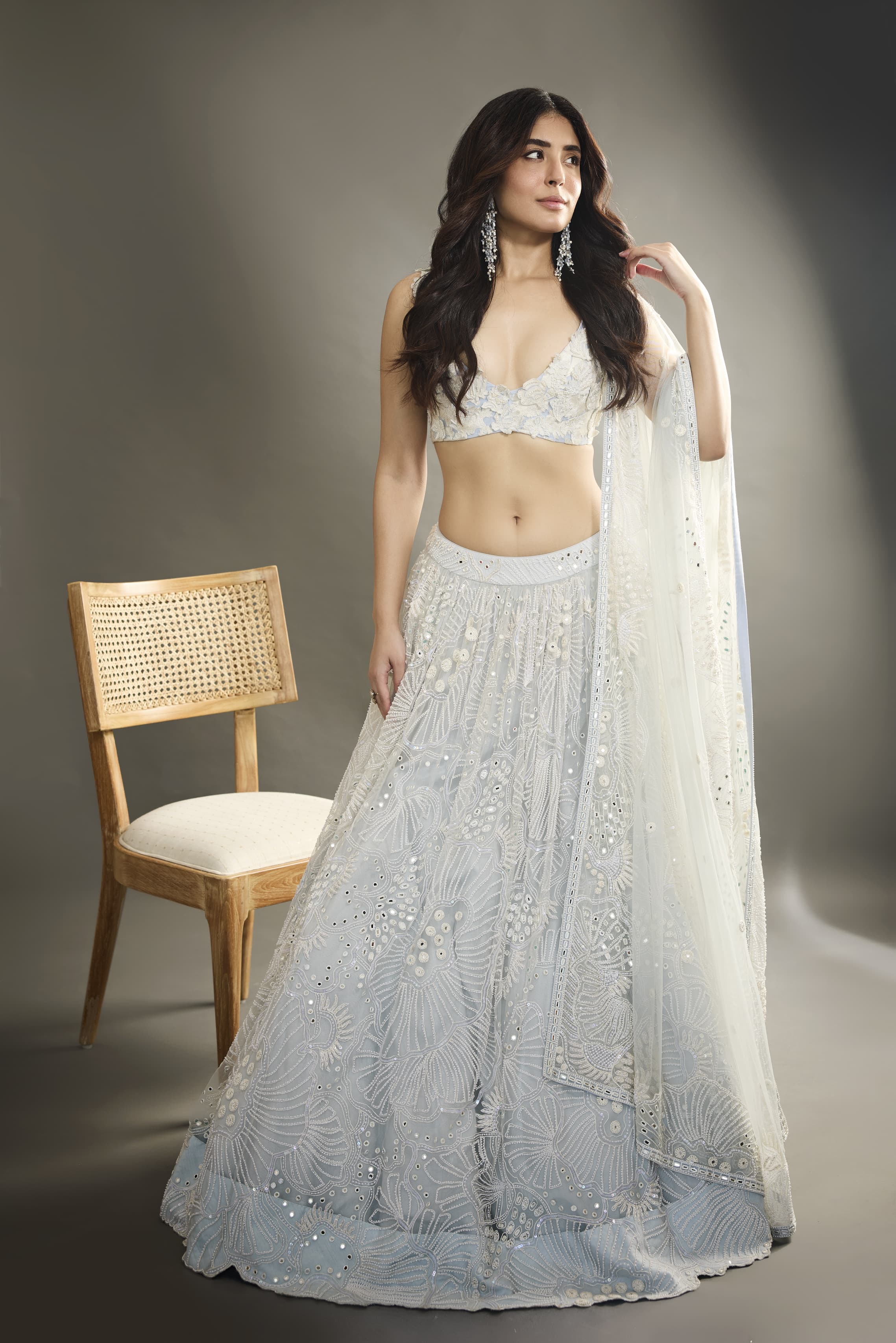 68f0f755038c8 Kritika Kamra Look 2