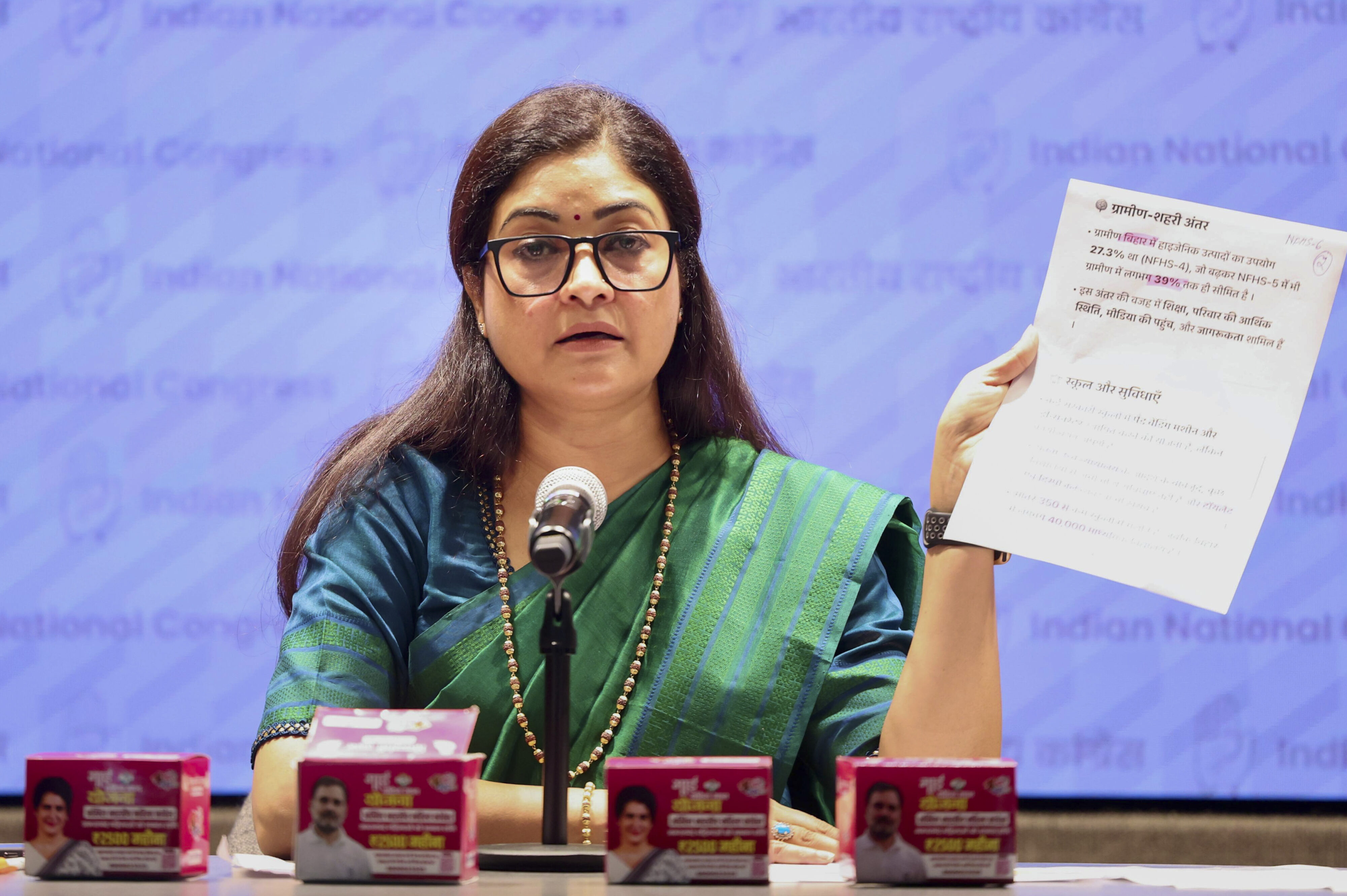 Masked men rob Congress leader Alka Lamba’s father’s home in Delhi; caught on camera