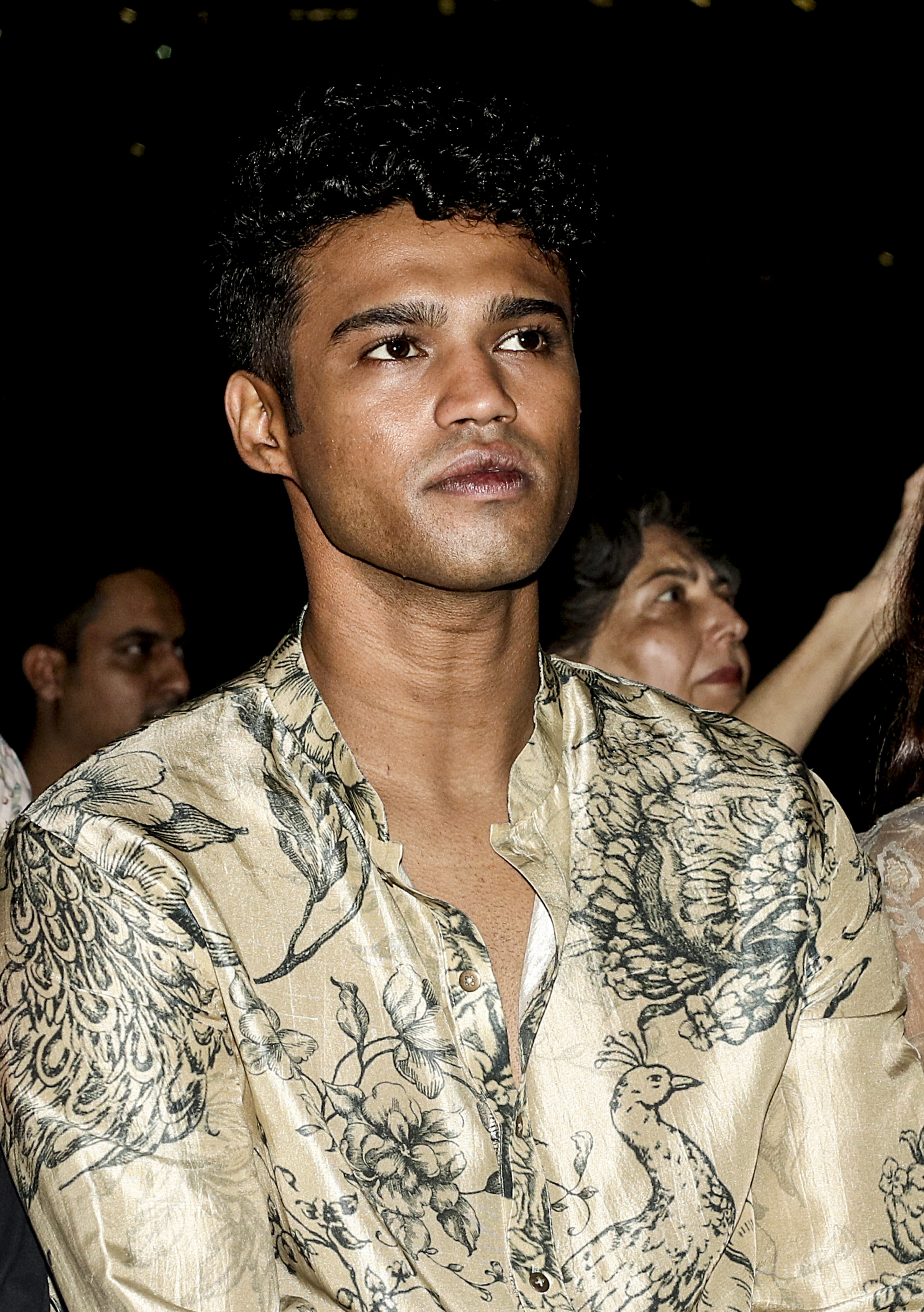 बाबिल खान अक्सर विचारों, भावनाओं और दुःख के क्षणों को साझा करते हुए ऑनलाइन असुरक्षित रहे हैं