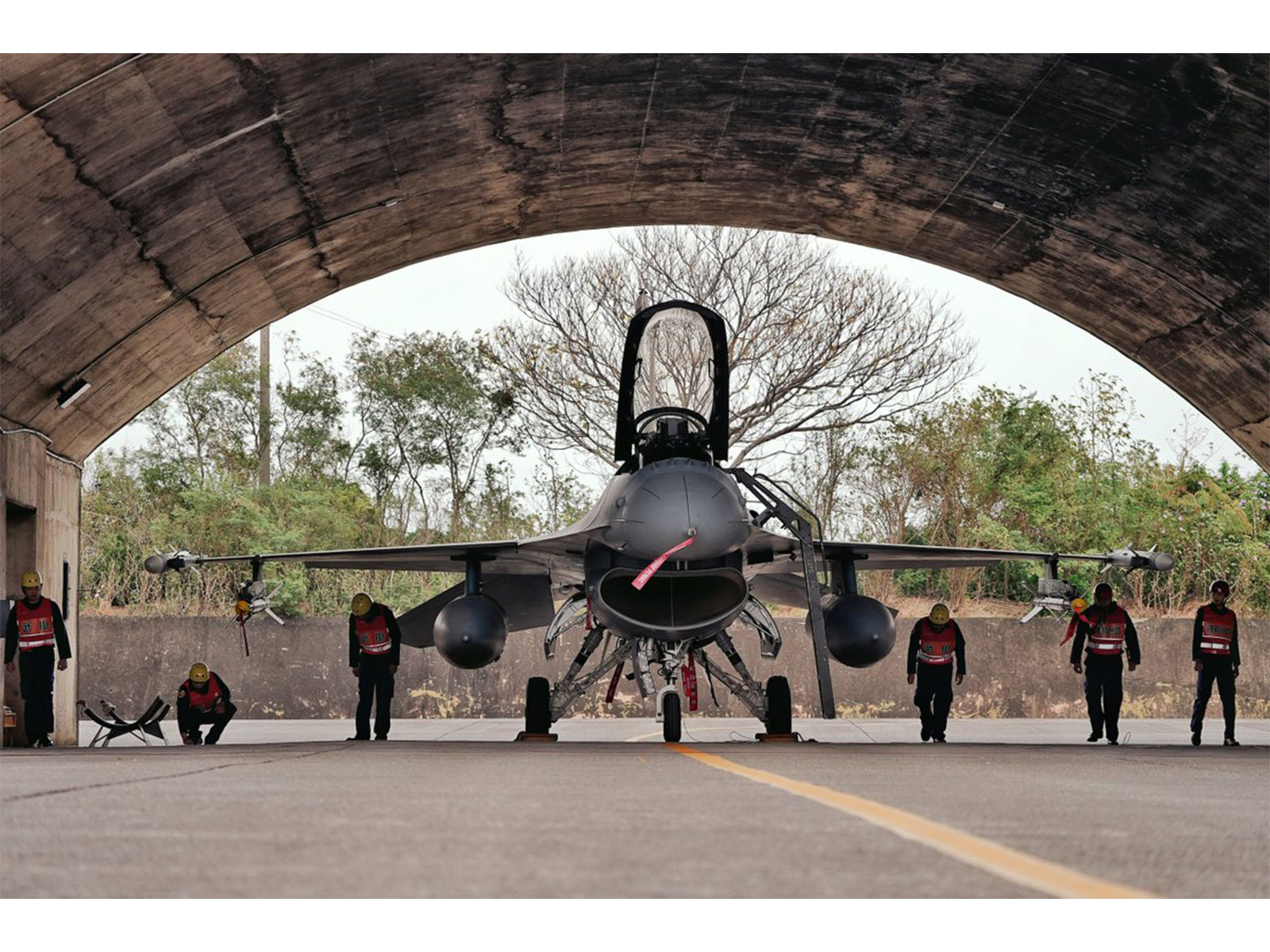 Taiwan detects 1 Chinese sortie, 6 vessels, 1 ship around itself