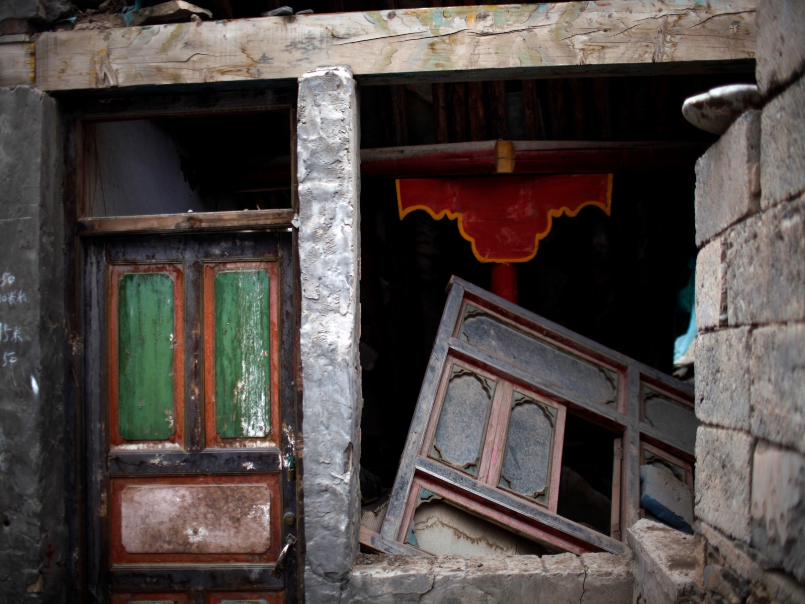 3.8 magnitude earthquake strikes Tibet