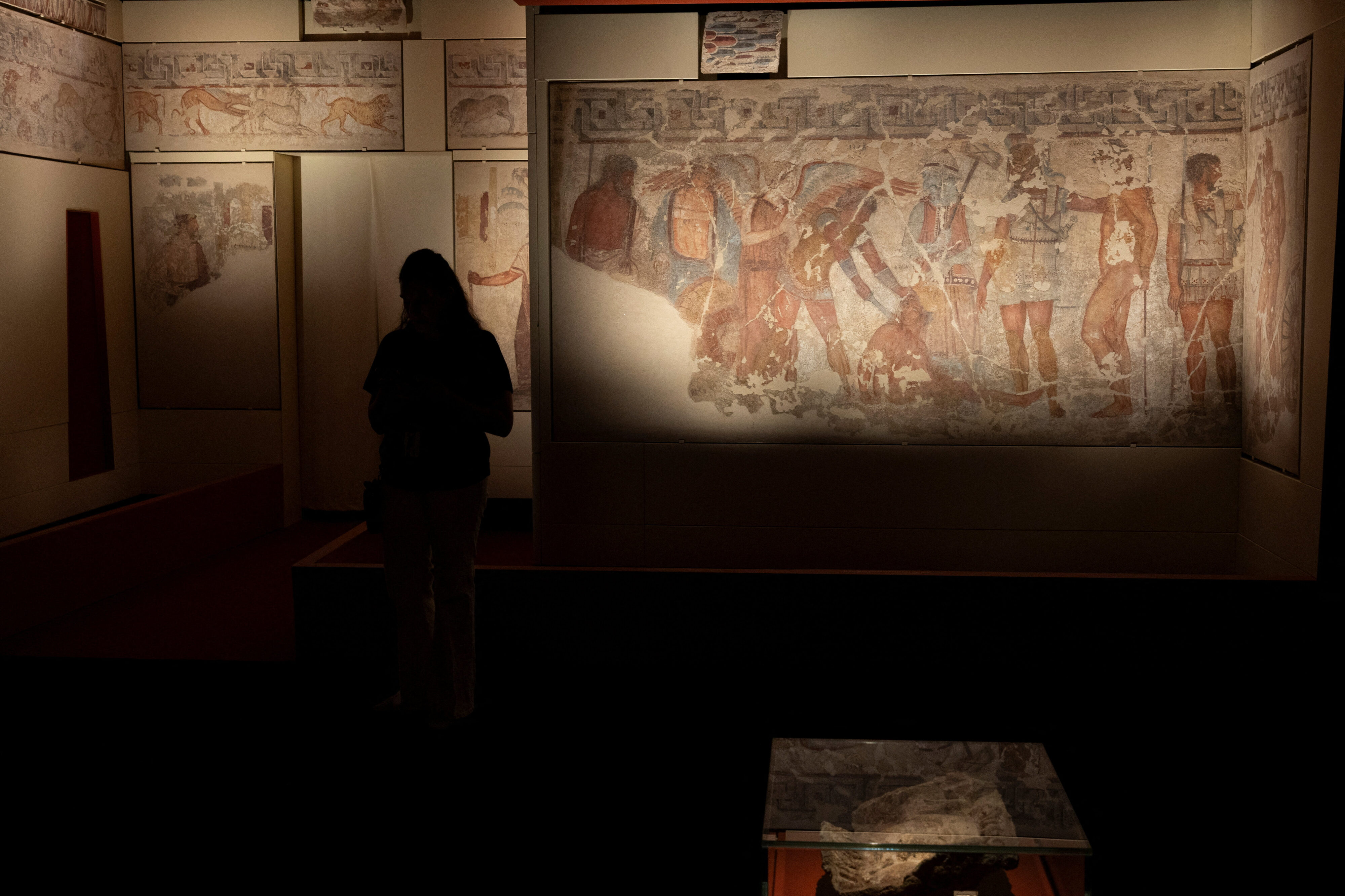 Italy displays paintings from ancient Etruscan tomb, its latest cultural acquisition