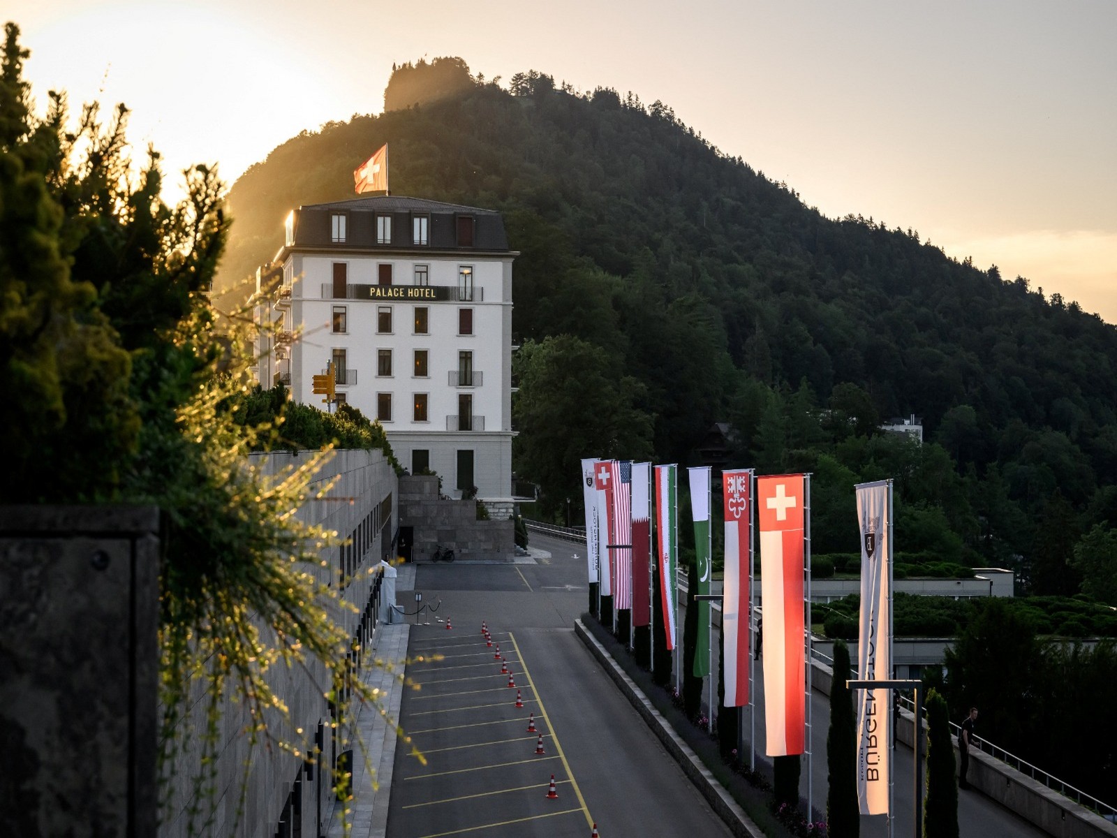 US-Iran talks kick off in Switzerland, Qatar announces