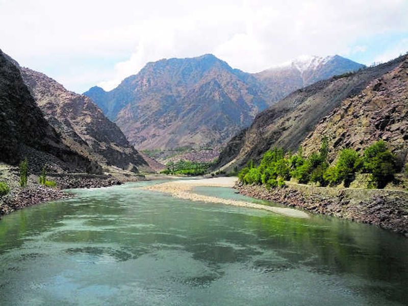India making efforts to control rivers, Pakistan alleges yet again