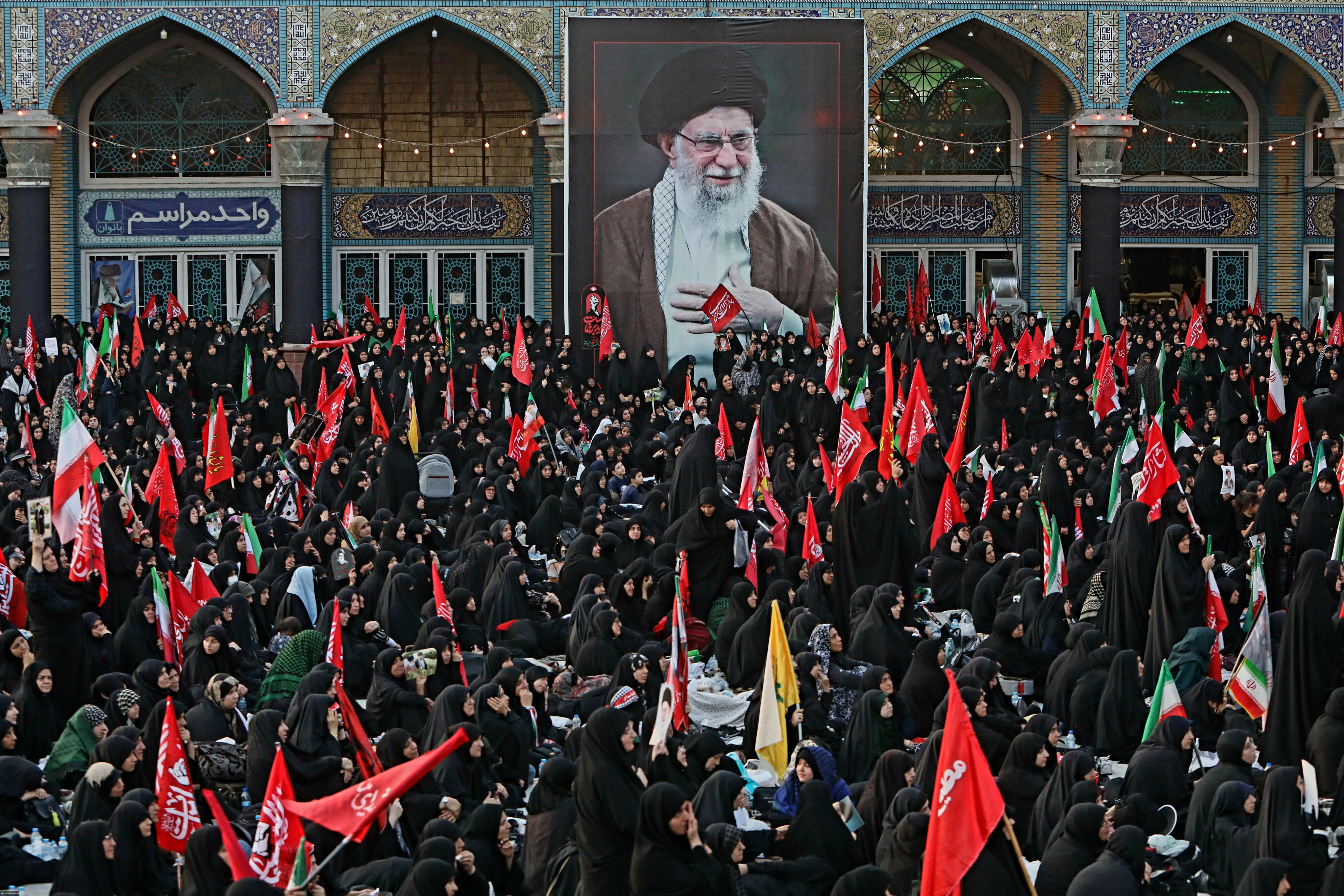 Funeral Prayers for Iran’s Late Supreme Leader Begin in Iraq’s Najaf