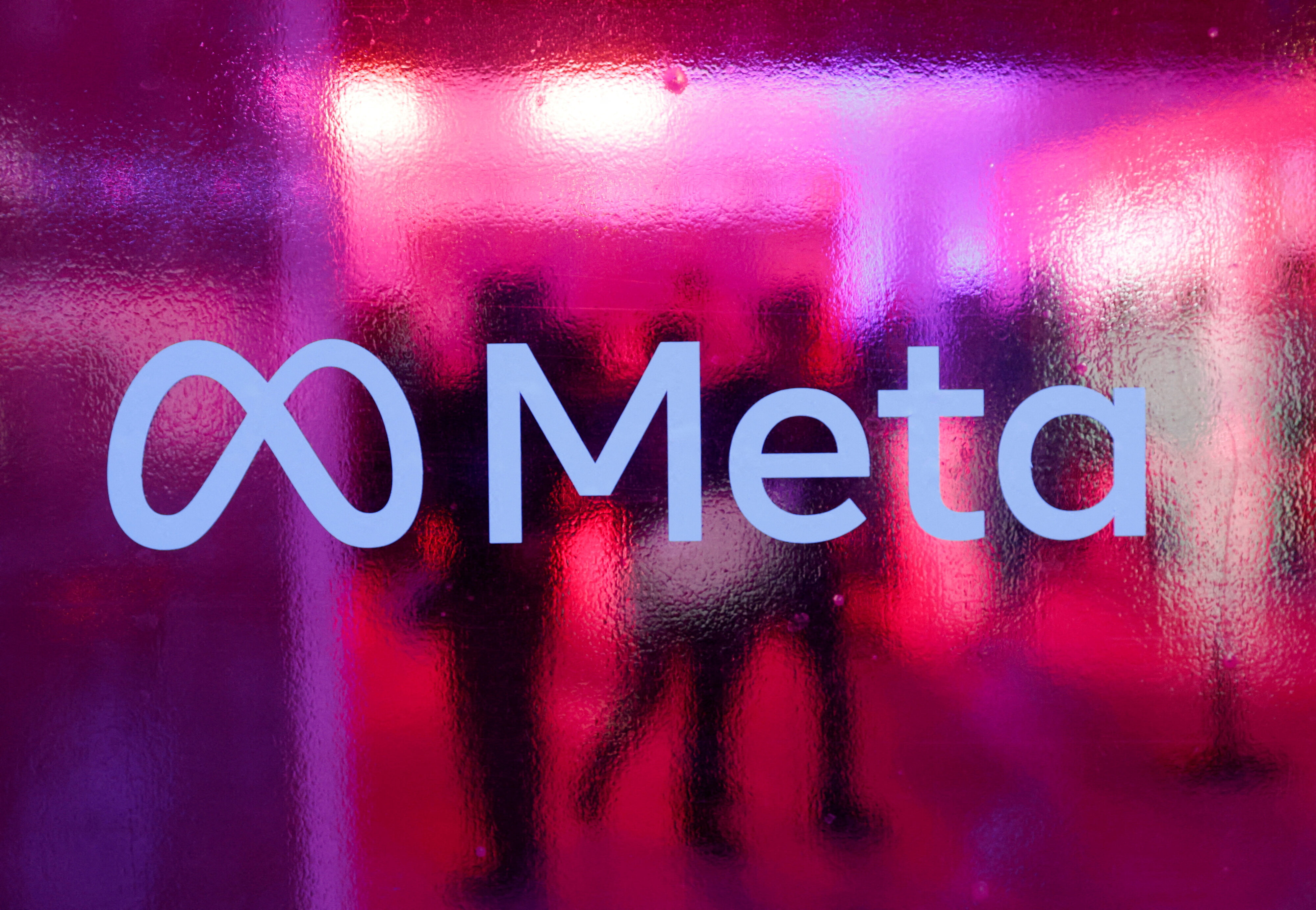 Amid criticism, Meta reins in new AI tool that automatically accessed public Instagram images