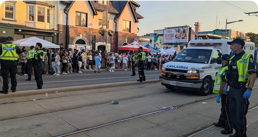 Toronto street festival shooting: 2 killed, 5 injured