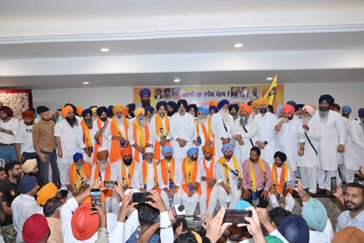पंजाब की राजनीति में बड़ा फेरबदल: बाघापुराना में शिअद (पुनर्जीवित) के वरिष्ठ नेता 'वारिस पंजाब दे' में हुए शामिल