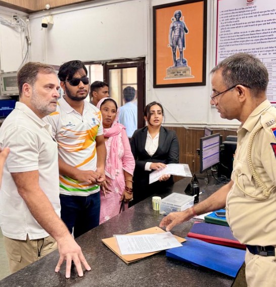 Rahul dharna: Delhi Police to register FIR over pellet injuries to youth during CJP-led protest