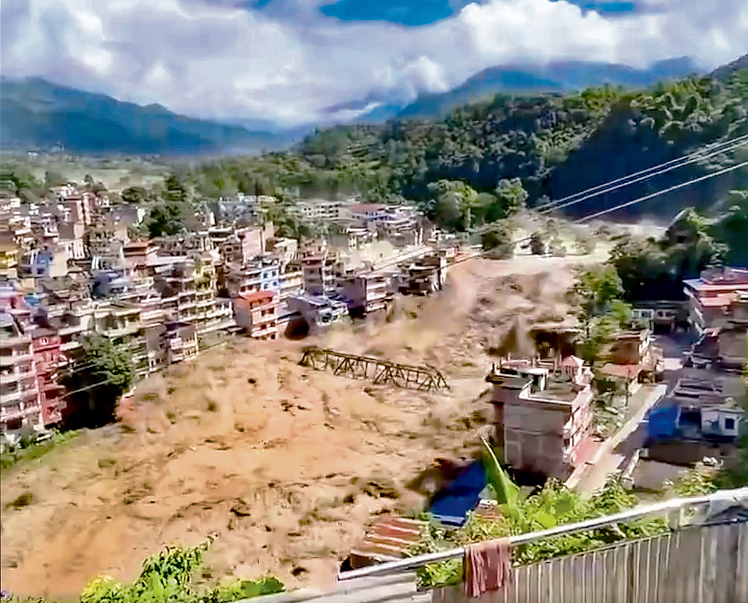 China-Nepal flooding horror not over yet, lake formed by avalanche begins to overflow
