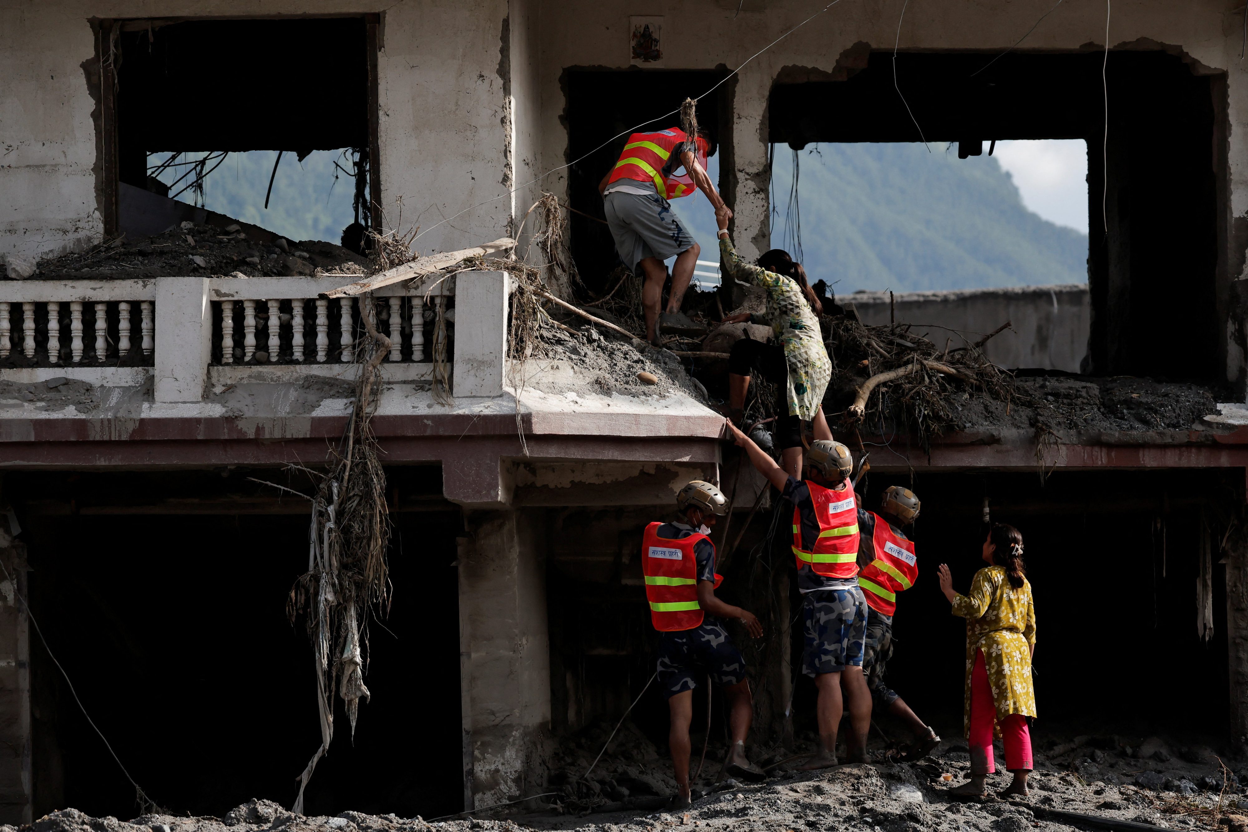 Scientists probe glacial collapse, ice-rock avalanche behind Nepal floods