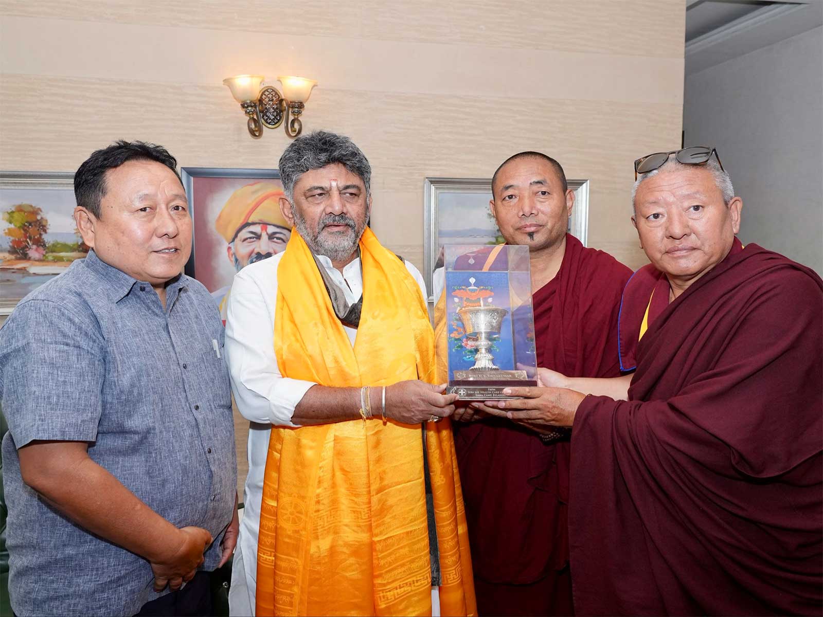 Karnataka’s strength lies in its diversity: Chief Minister Shivakumar meets Tibetan MP Chopepal Thupten
