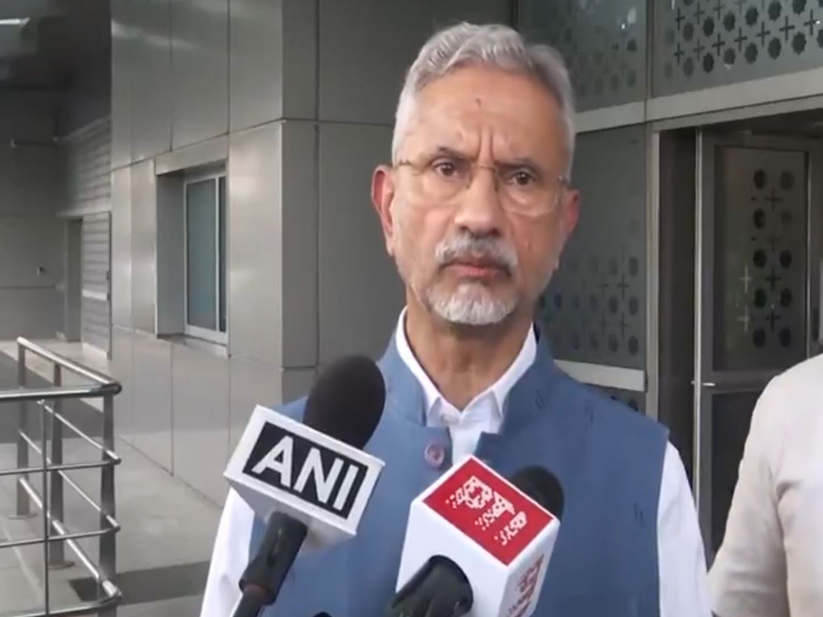 “Great relief they are safe”: Jaishankar meets rescued Kailash Mansarovar pilgrims, says 315 Indians still uncontactable in flood-hit Nepal