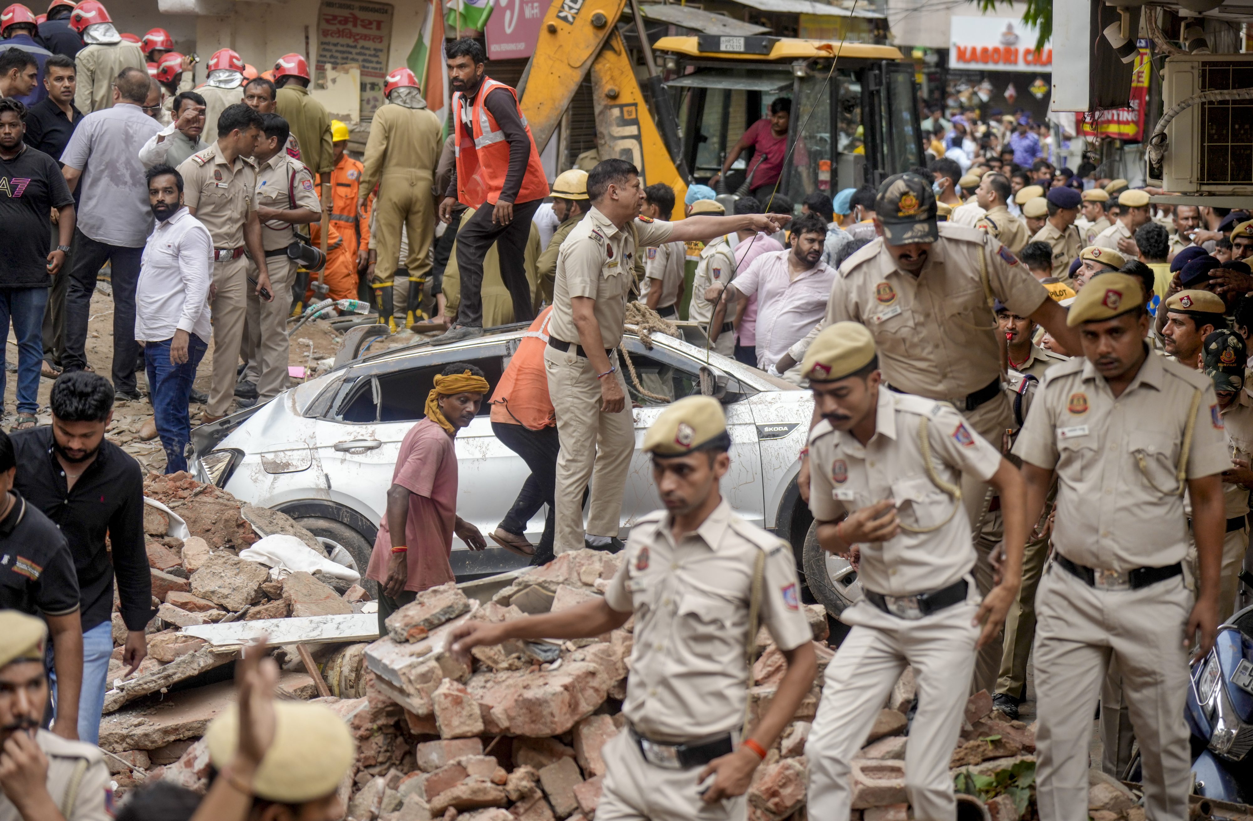Satya Niketan building collapse: Amit Shah speaks to Delhi CM, senior officials as rescue operations continue