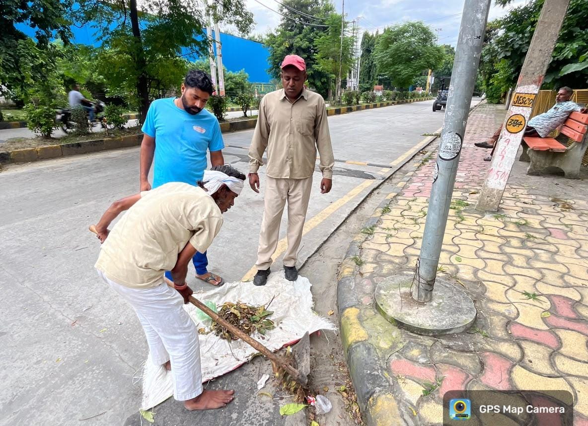 After end of strike, civic body launches special cleaning drive in Yamunanagar, Jagadhri