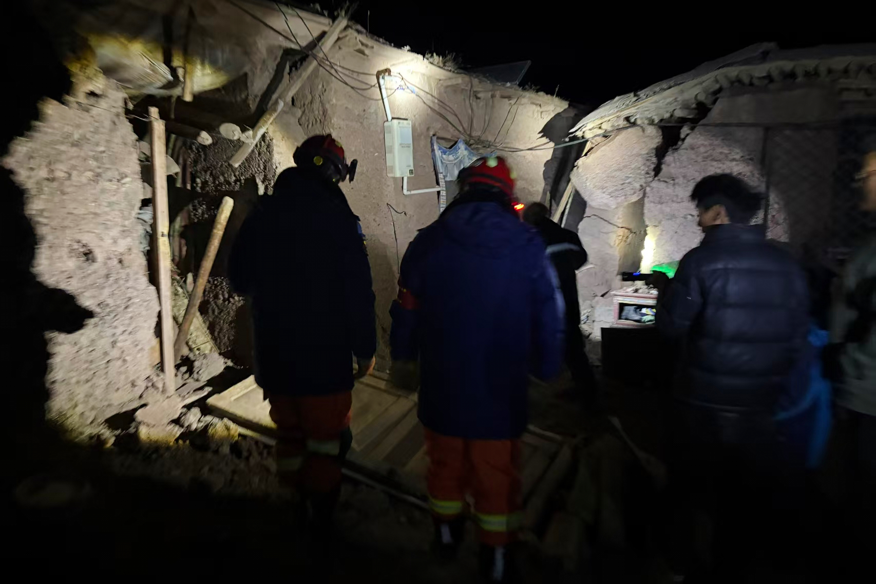 Powerful earthquake in China’s Tibet collapses hundreds of homes, kills 16